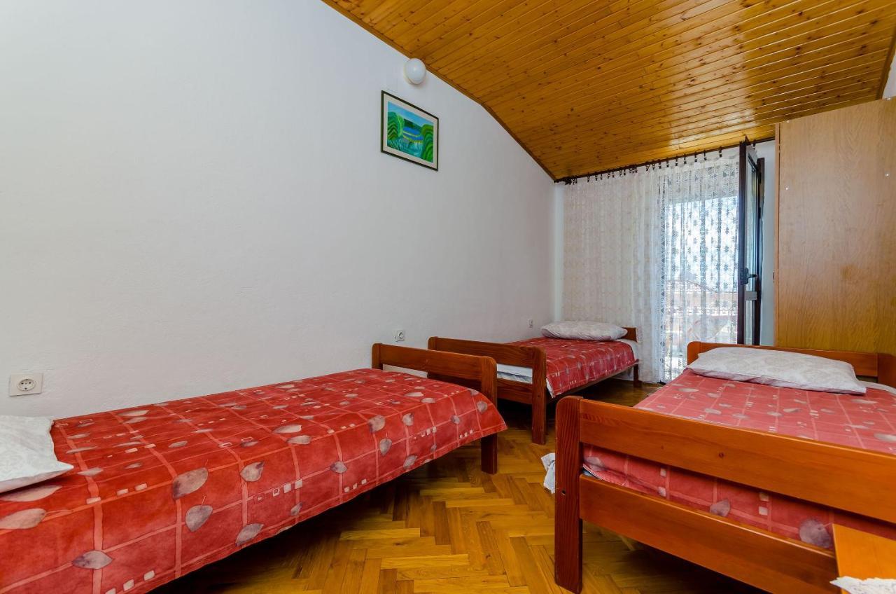 Apartments Kursan Трогір Екстер'єр фото