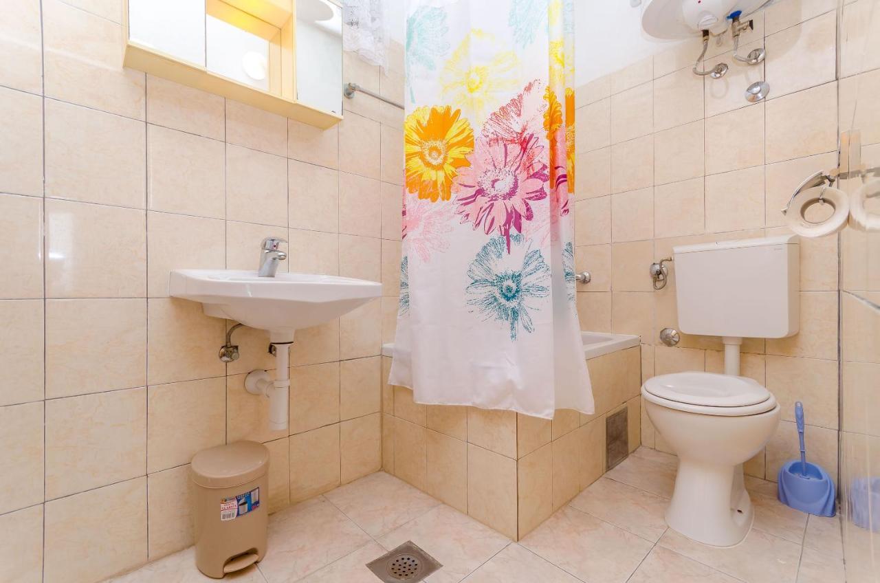 Apartments Kursan Трогір Екстер'єр фото